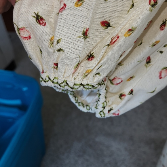 NWT Max Studio Plunge Neck Midi Dress Size S Yellow/Wildflowers Puff Sleeves - Picture 4 of 12